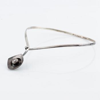 Alton, Pege (Karl-Erik Palmberg) cufflinks, rigid, silver with synthetic white stone.