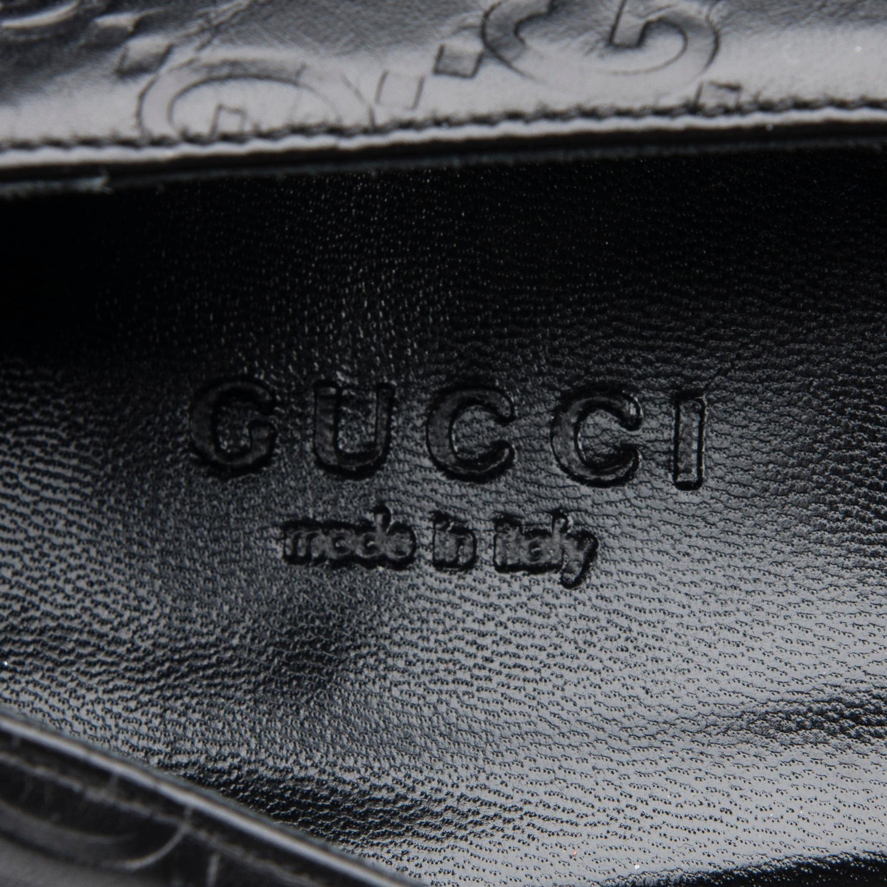 SKOR, Gucci.