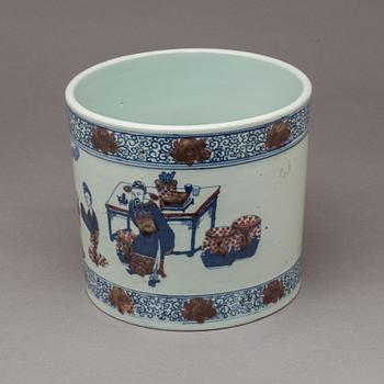 VAS/YTTERFODER, Kina 1900-tal, porslin.