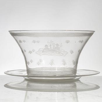 Edward Hald, skål med fat, glas, modell 149, Orrefors 1928.