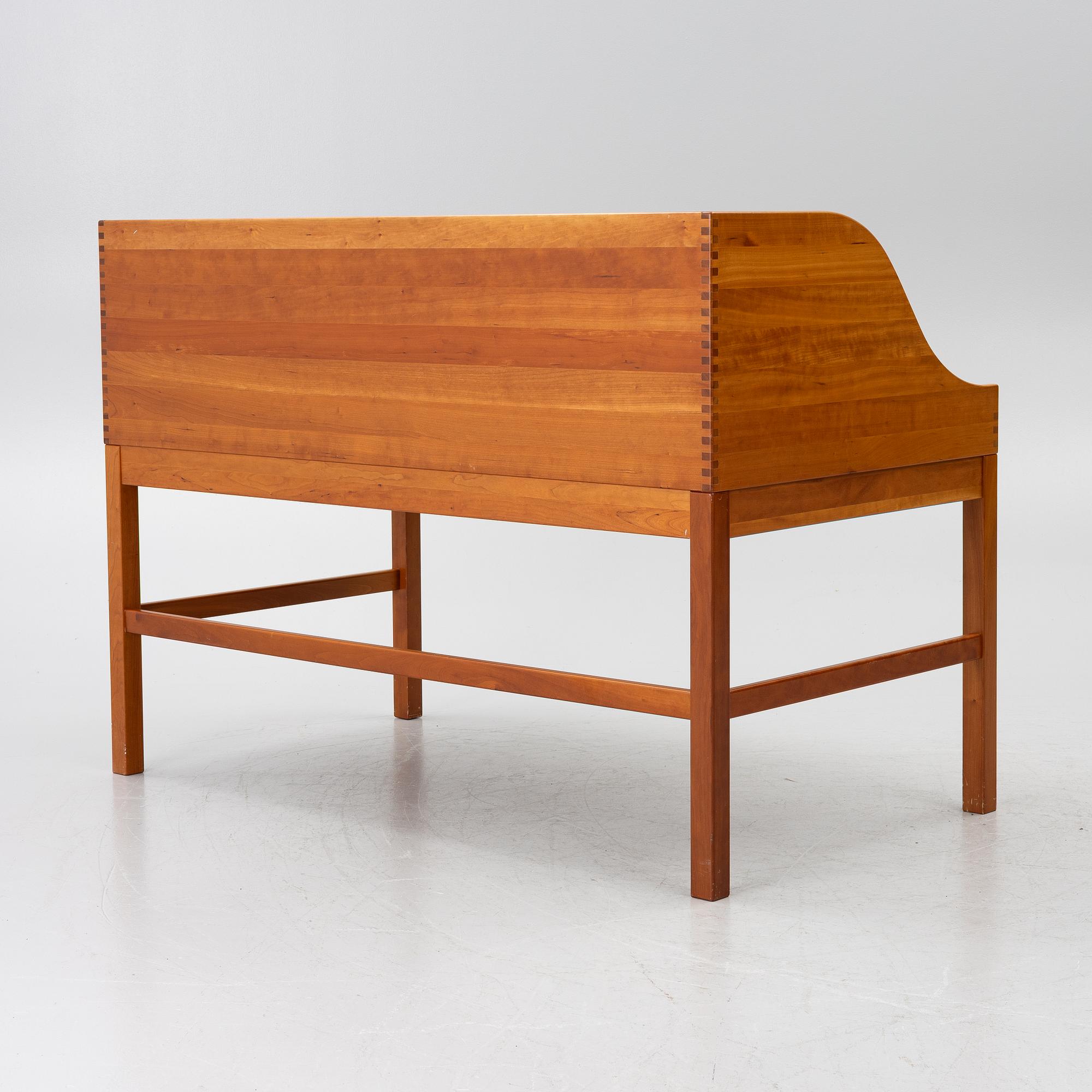 Andreas Hansen, desk, Hadsten Træindustri, Denmark, 1994.
