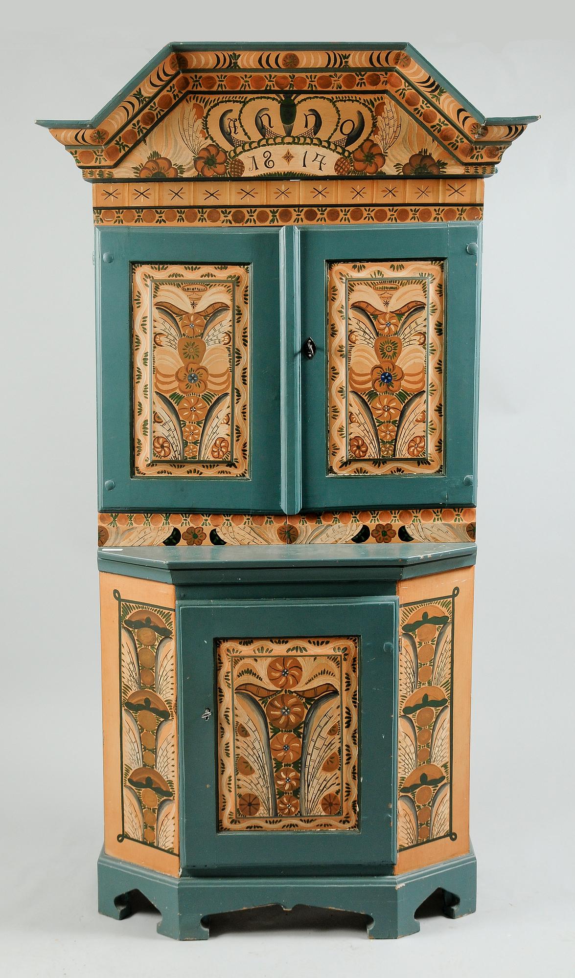 KRONSKÅP, allmoge, 1800-talets början.