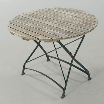 A garden group of five pieces, second half of the 20th century.