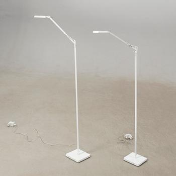 Antonio Citterio, a pair of floor lamps "Kelvin Base" for Flos, modern production.