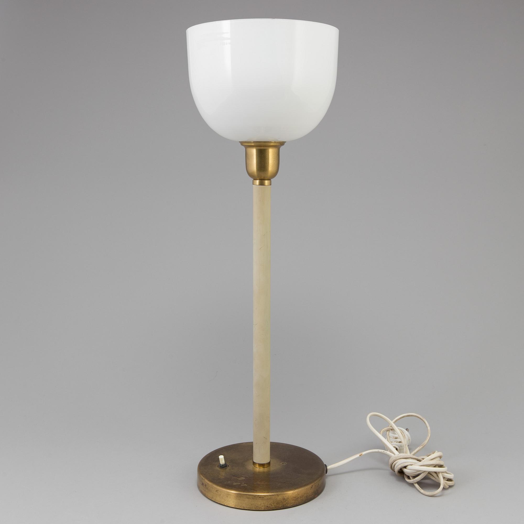 BORDSLAMPA. Asea Skandia. 1900-talets mitt.