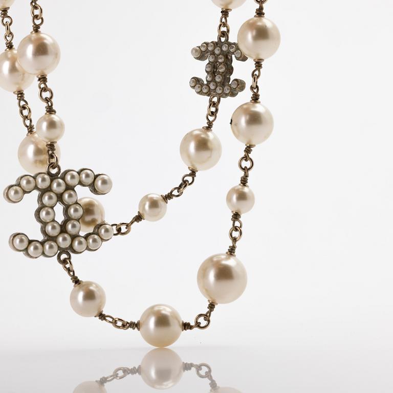 Chanel, Collier.