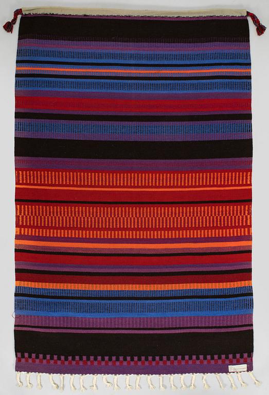 Elsa Montell-Saanio, raanu / seinätekstiili, "Yö tunturissa". Suomi. Noin 180 x 115 cm.