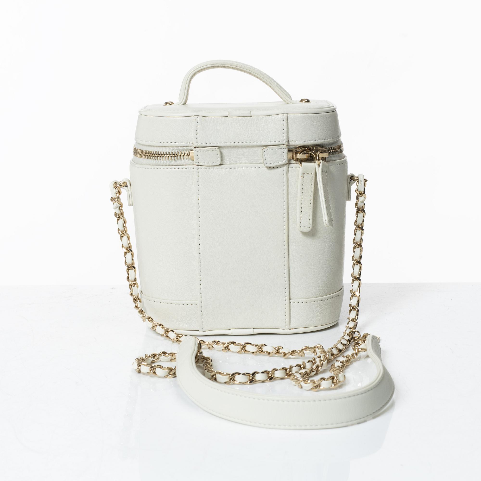 Chanel, Bag, "Vanity Chain Shoulder Bag", 2019.