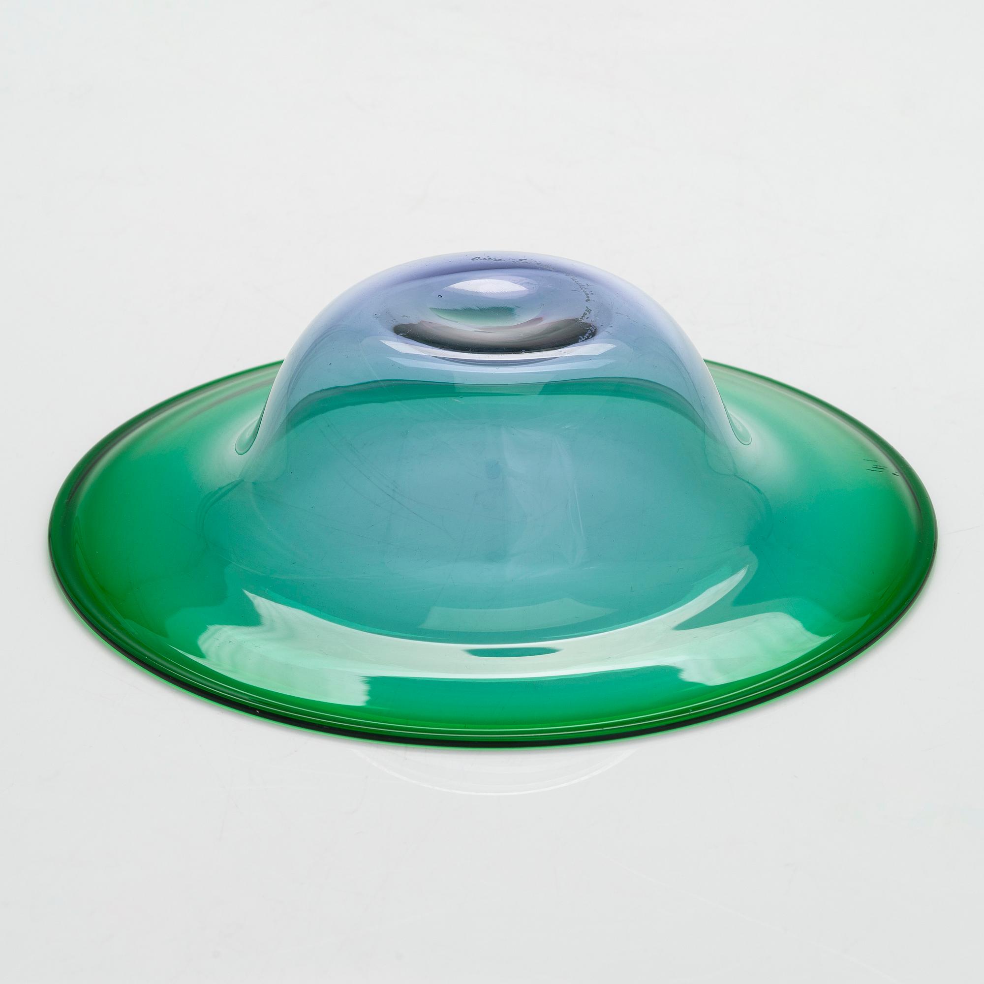 Oiva Toikka, bowl, signed Oiva Toikka, Nuutajärvi, Notsjö.