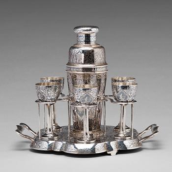 735. COCKTAILSET, åtta delar, silver. Thailand.