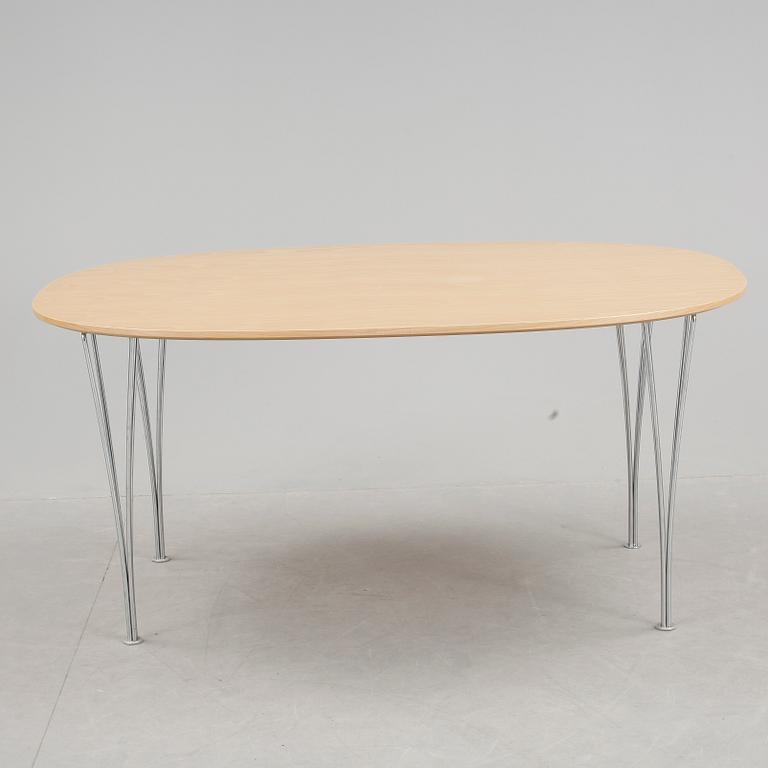 BORD, "Superellips" Design Bruno Mathsson och Piet Hein för Fritz Hansen.