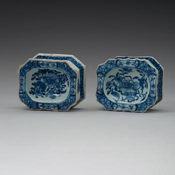 A pair of blue and white salts, Qing dynasty, Qianlong (1736-95).