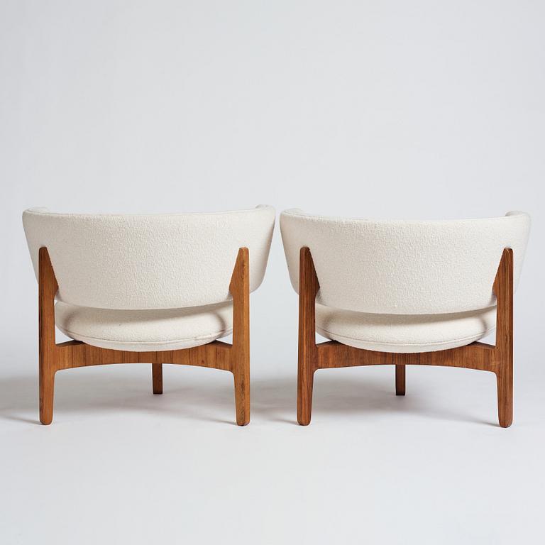 Sven Ellekær, a pair of easy chairs and one ottoman, Chr. Linneberg Møbelfabrik, Denmark, 1960s.