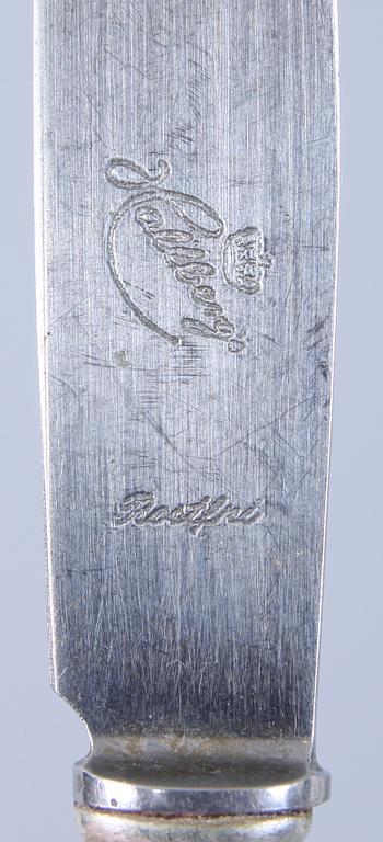 BESTICKSERVISDELAR, 18 delar, silver, bl a "Olga" samt Olgaliknande modell.