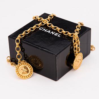 CHANEL, Vintage Double Chain Brooch.