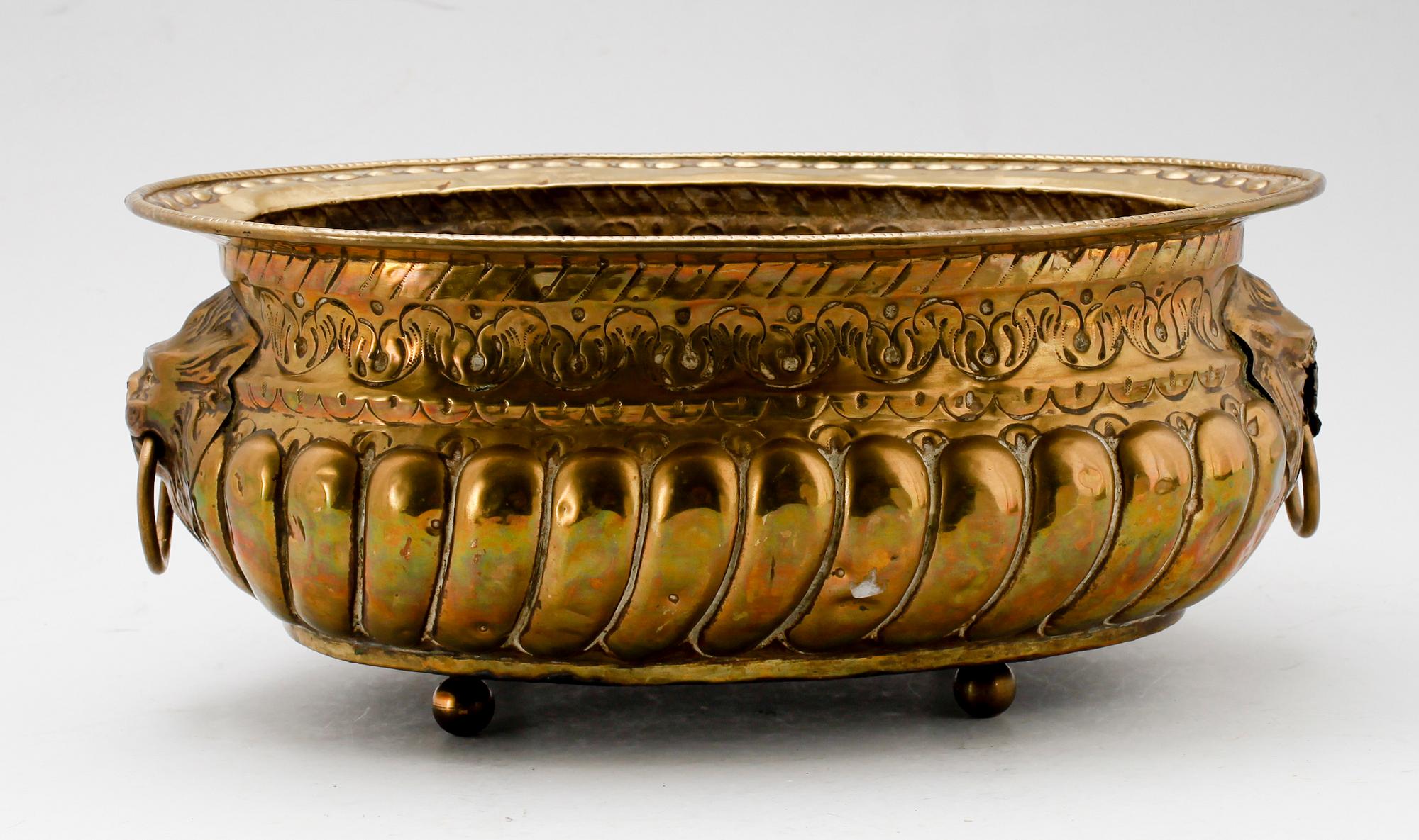 YTTERFODER, mässing, 1800-tal.