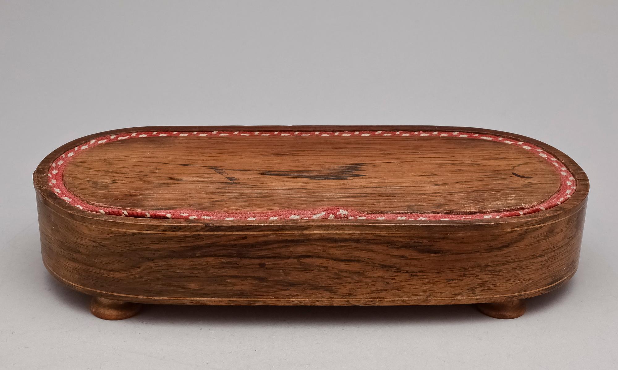 BORDSPENDYL, senempire, 1800-tal.