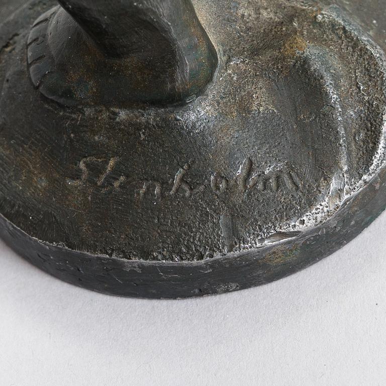 Hjalmar Stenholm, pronssiveistos, signeerattu.