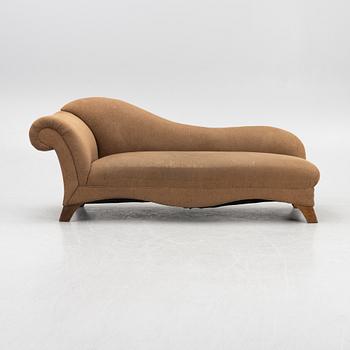 A chaise longue, late 20th/21st Century.