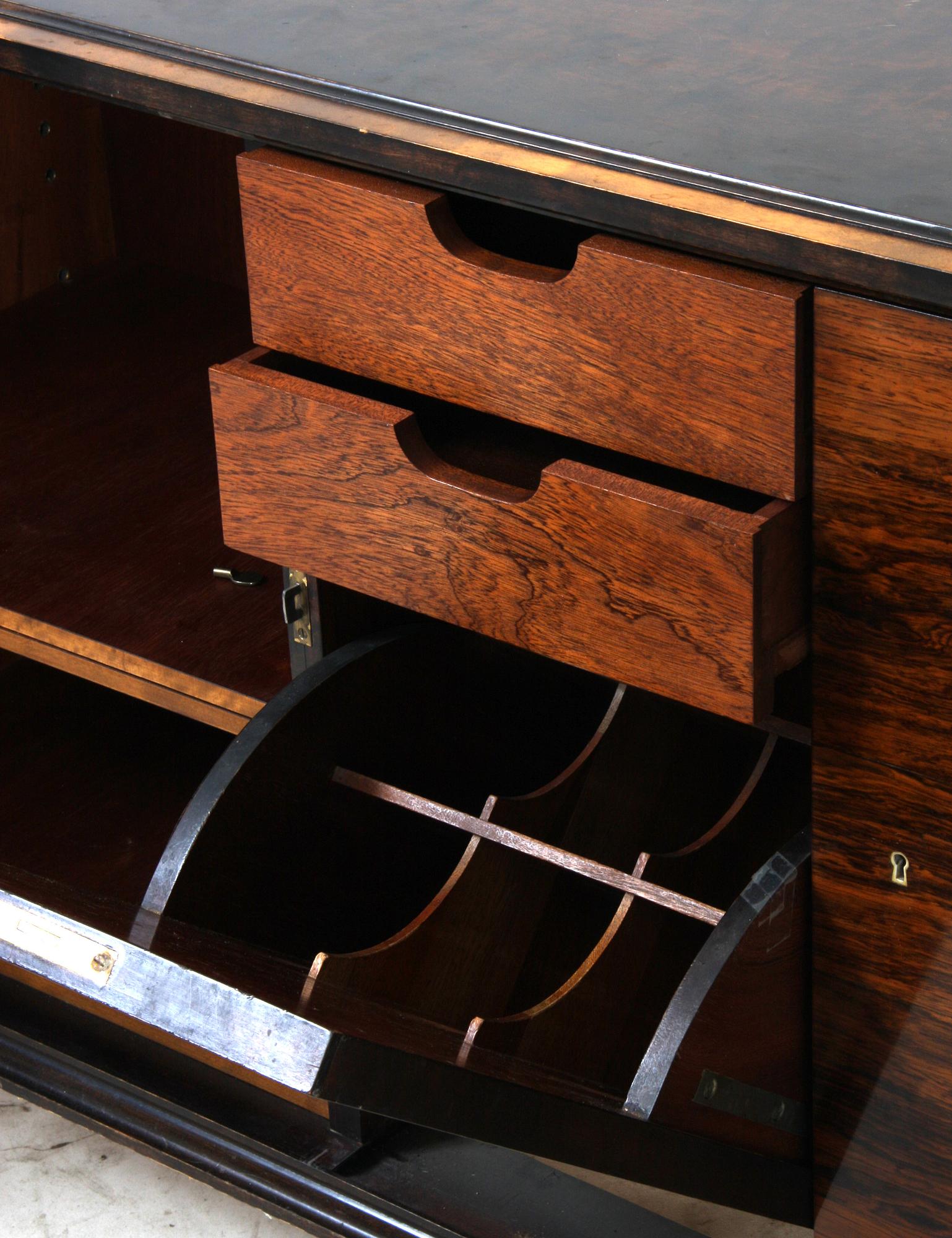 SIDEBOARD, trol Erik Chambert, Chamberts Möbelfabriker, Norrköping, omkring 1930.