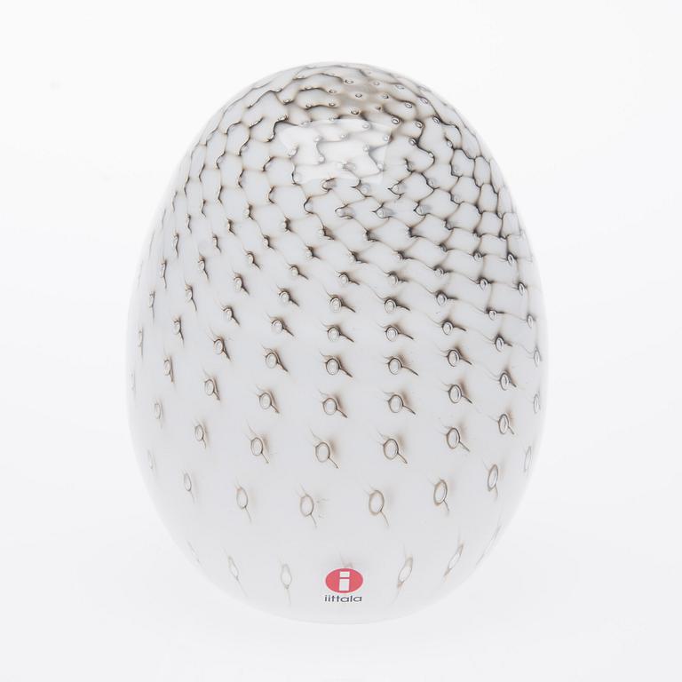 ÅRSÄGG 2009, glas, signerad och numrerad O. Toikka, Nuutajärvi, 545/750.