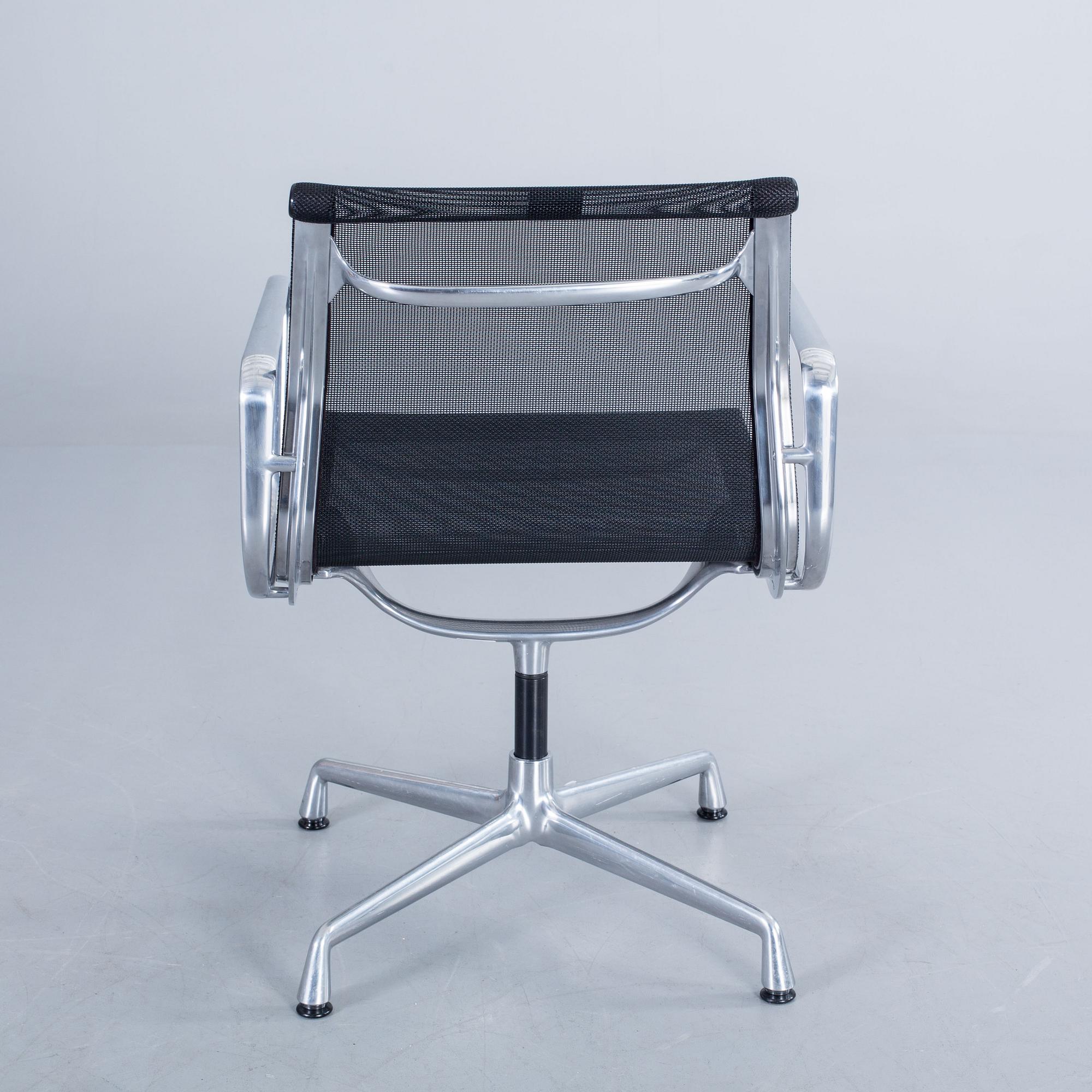 AN "EA 108" OFFICE CHAIR BY CHARLES & RAY EAMES, VITRA.