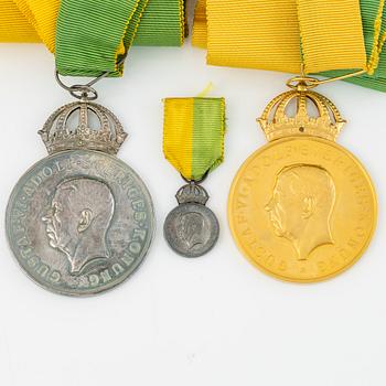 Gold medal and silver medal, Gustaf VI Adolf, Sweden, Royal Patriotic Society.