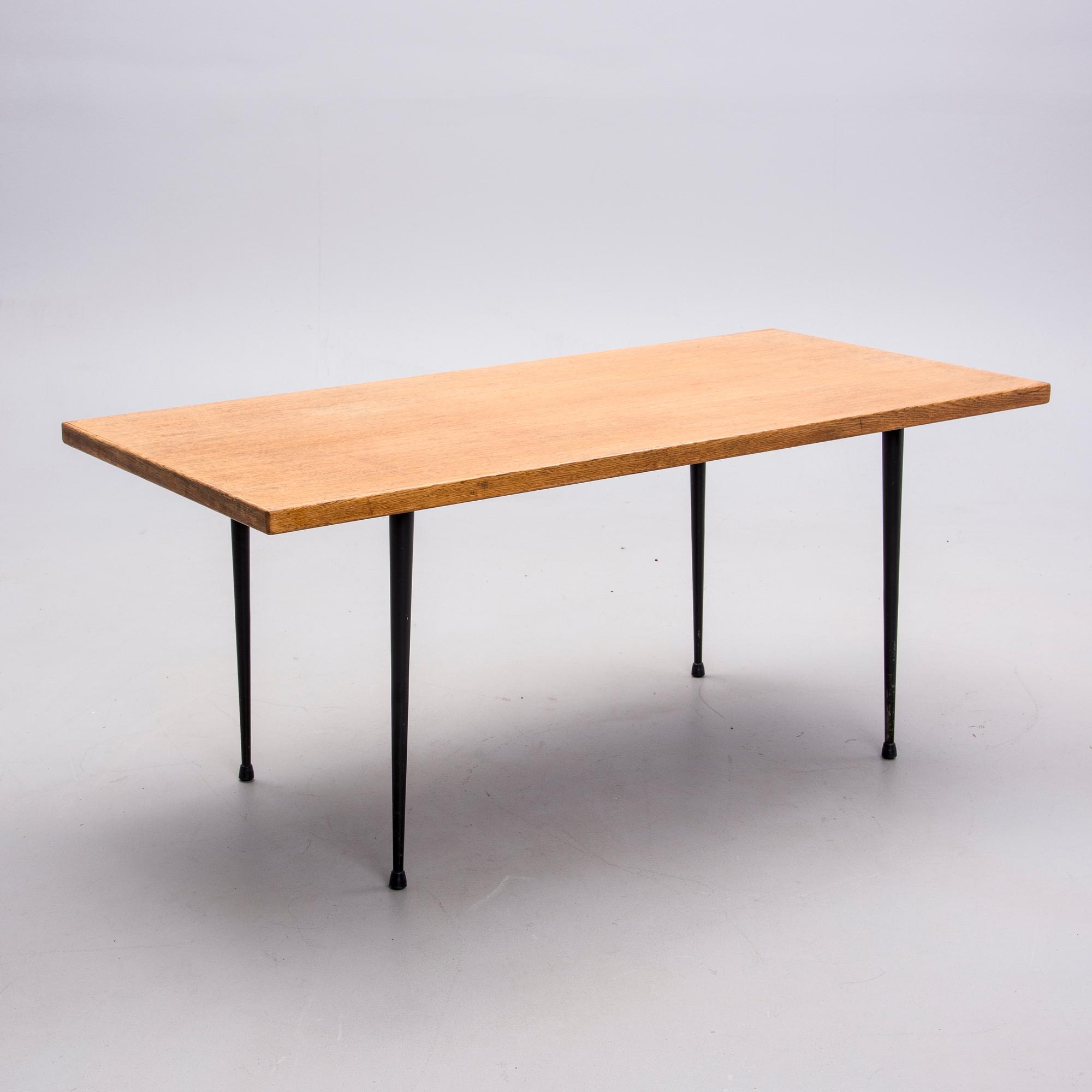 SOFFBORD, 3418, Ilmari Lappalainen, Asko. Modellen formgiven 1956.