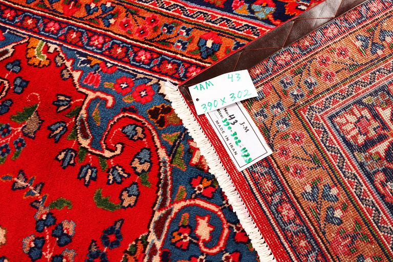 A Najafabad carpet, c. 390 x 302 cm.