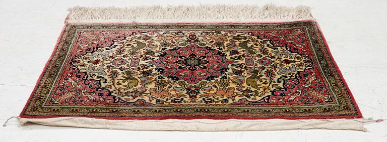 Matta, Ghom, silke, ca 60 x 80 cm..