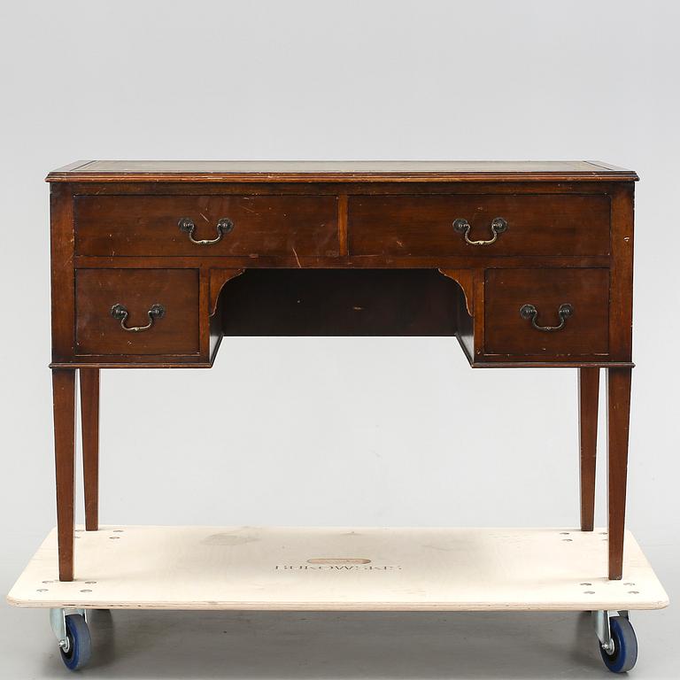 SKRIVBORD, England, tidigt 1900-tal.