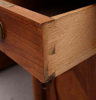 HURTSSKRIVBORD, 1900-talets första hälft.