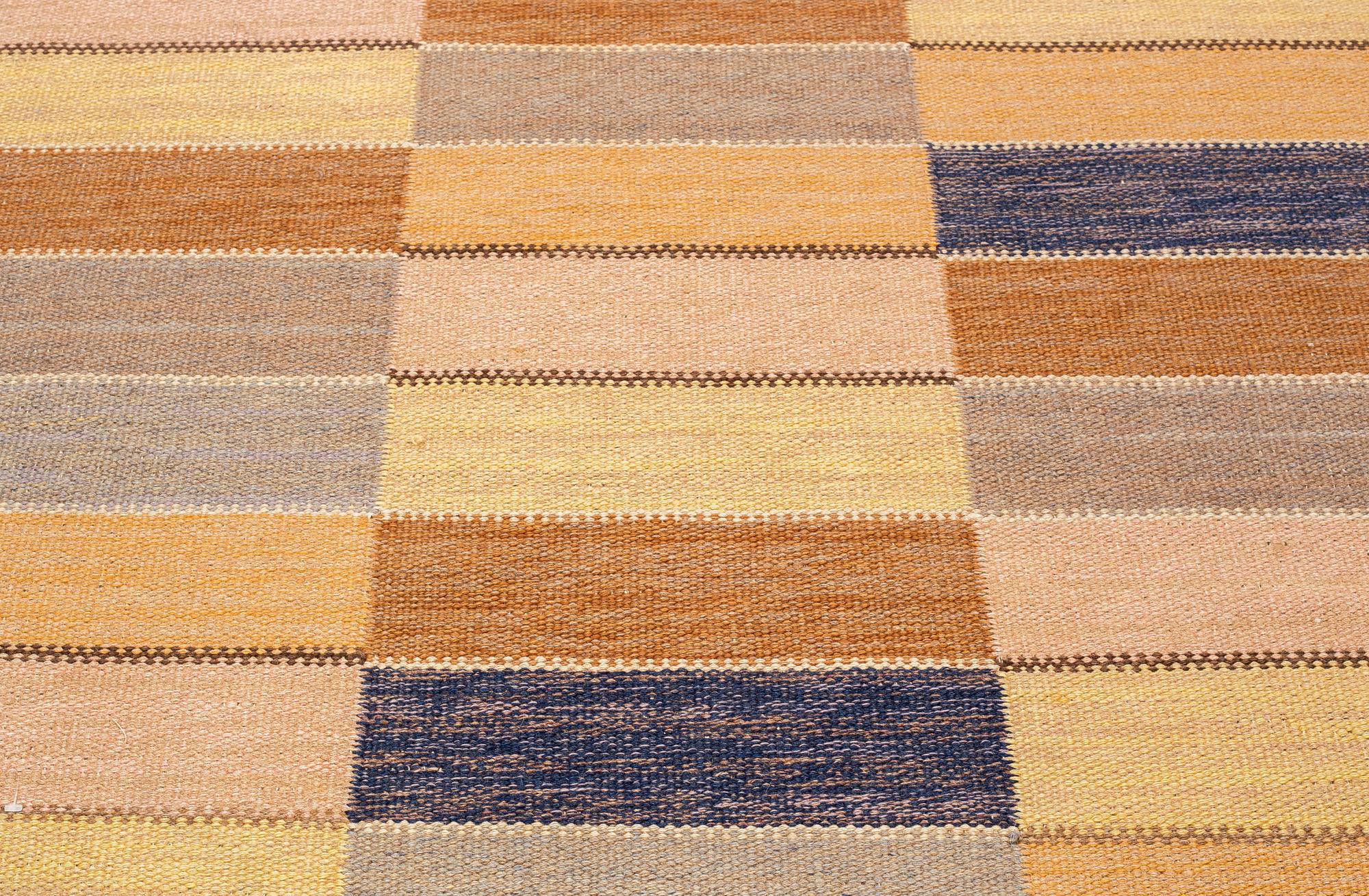 Märta Måås-Fjetterström, matta, "Nöthåret", rölakan, ca 197,5 x 118-119 cm, signerad MMF.