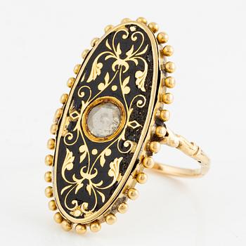 Ring, oval shape, 18K gold with black enamel and rose-cut diamond, 19th century.
