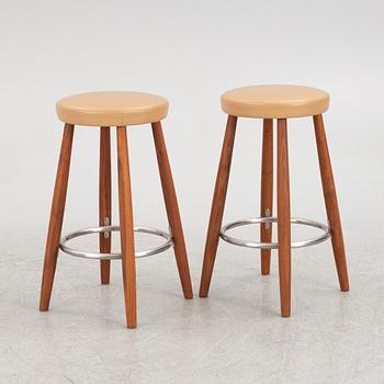 Hans J. Wegner, barstolar, ett par, "CH56", Carl Hansen & Son, Danmark, 2000-tal.