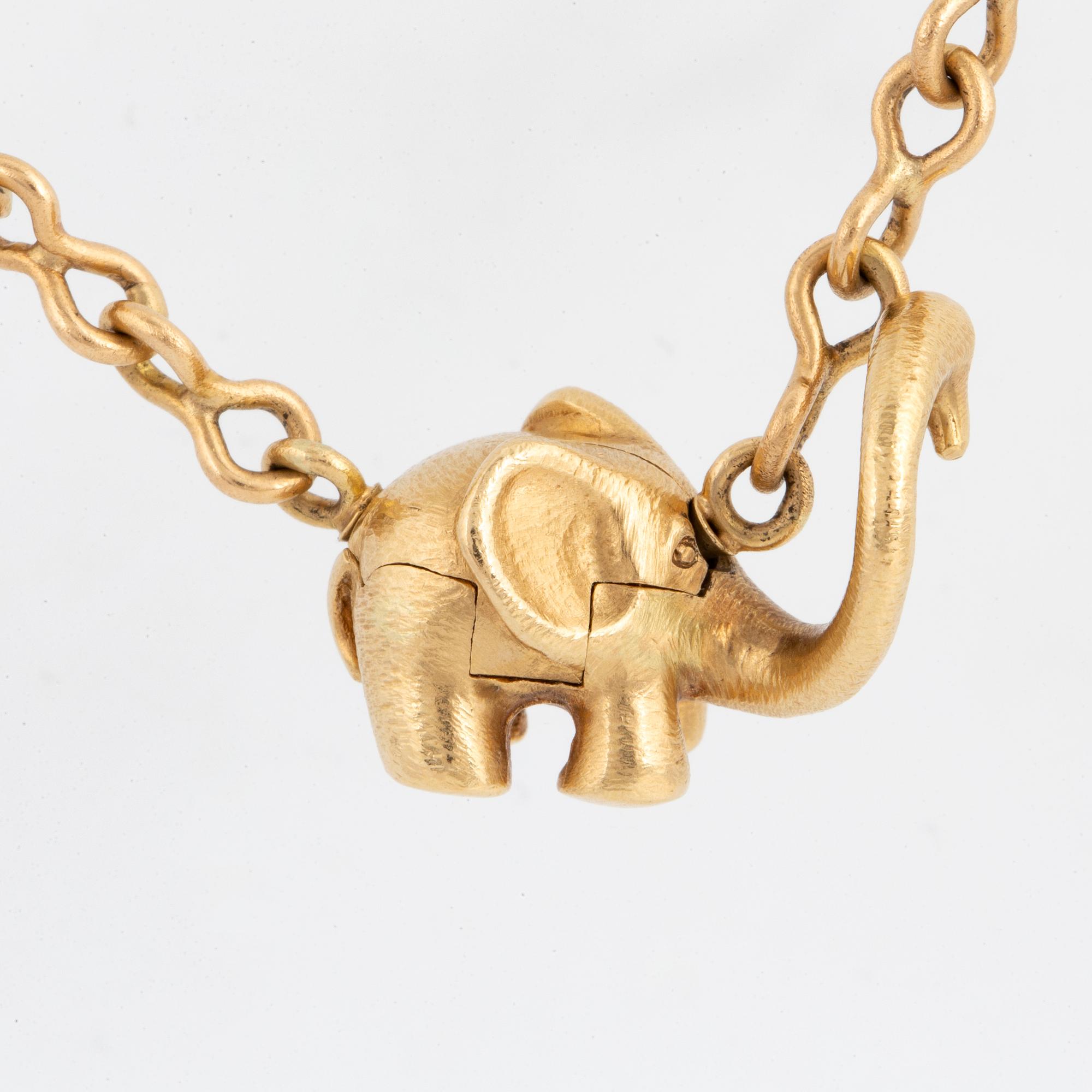 OLE LYNGGAARD, necklace Elephantclasp with diamond.