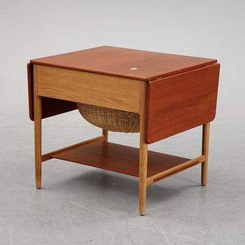 Hans J Wegner, sybord, "AT-33", Andreas Tuck, Danmark, 1900-talets andra hälft.