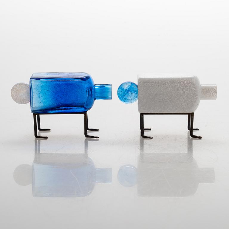 Markku Salo, two glass sculptures signed Markku Salo Nuutajärvi 26/60.