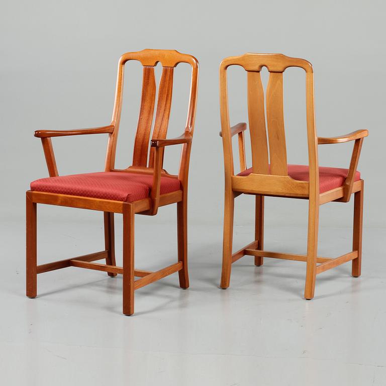 KARMSTOLAR, ett par, "Ambassadör", Carl Malmsten, Rydéns Interiör, tillverkade 1985.
