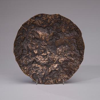 SKÅLFAT, brons, signerat i godset Kai Blomqvist.