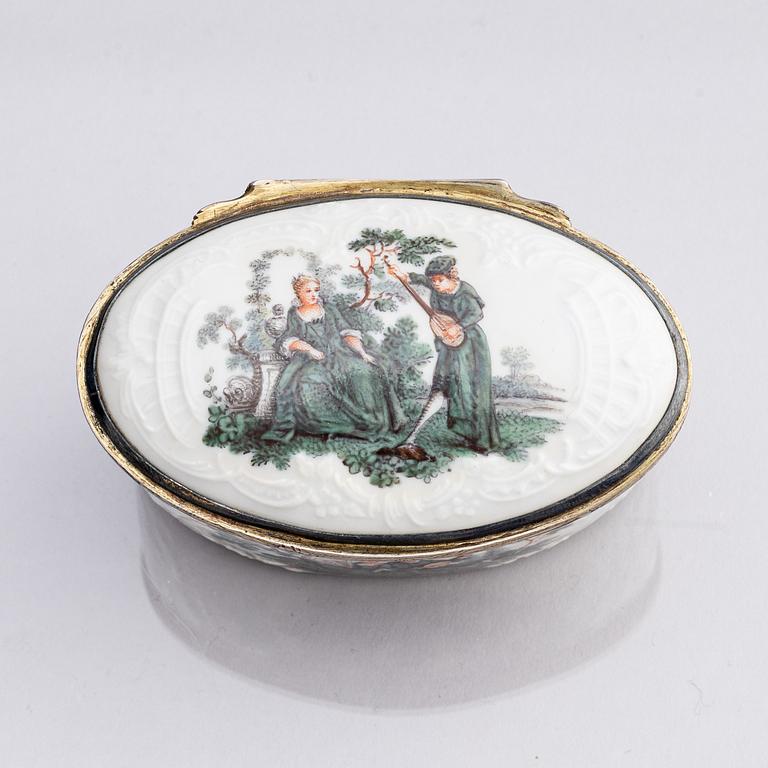 Box, porcelain, Meissen style, probably Germany 19th century.