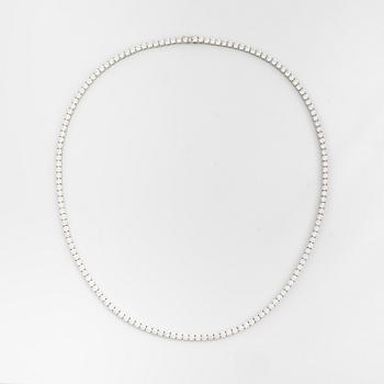 Collier rivière 18K vitguld med 148 runda briljantslipade diamanter.