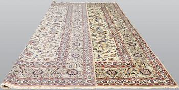 A semi-antique figural Keshan carpet, cork wool, approx. 431 x 295 cm.