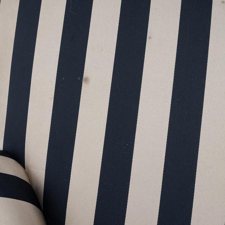 Armchairs, a pair, first half of the 20th century.