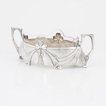 A silver plated Art Nouveau Jardinière, early 20th century.