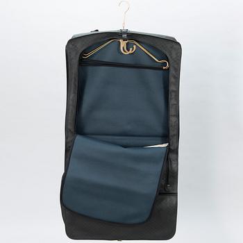 GUCCI, KLÄDÖVERDRAG SAMT VÄSKA, 1980-tal.