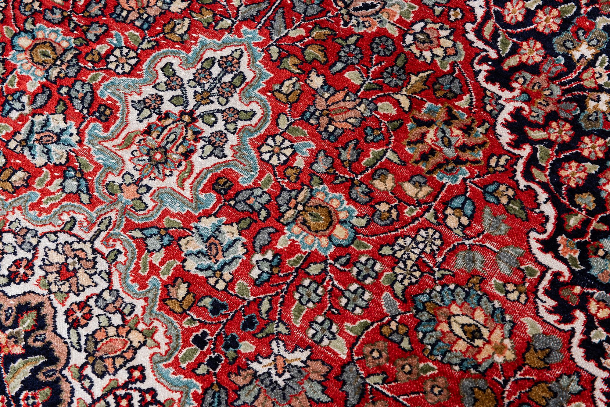 Carpet, silk Ghom,  179 x 122 cm.