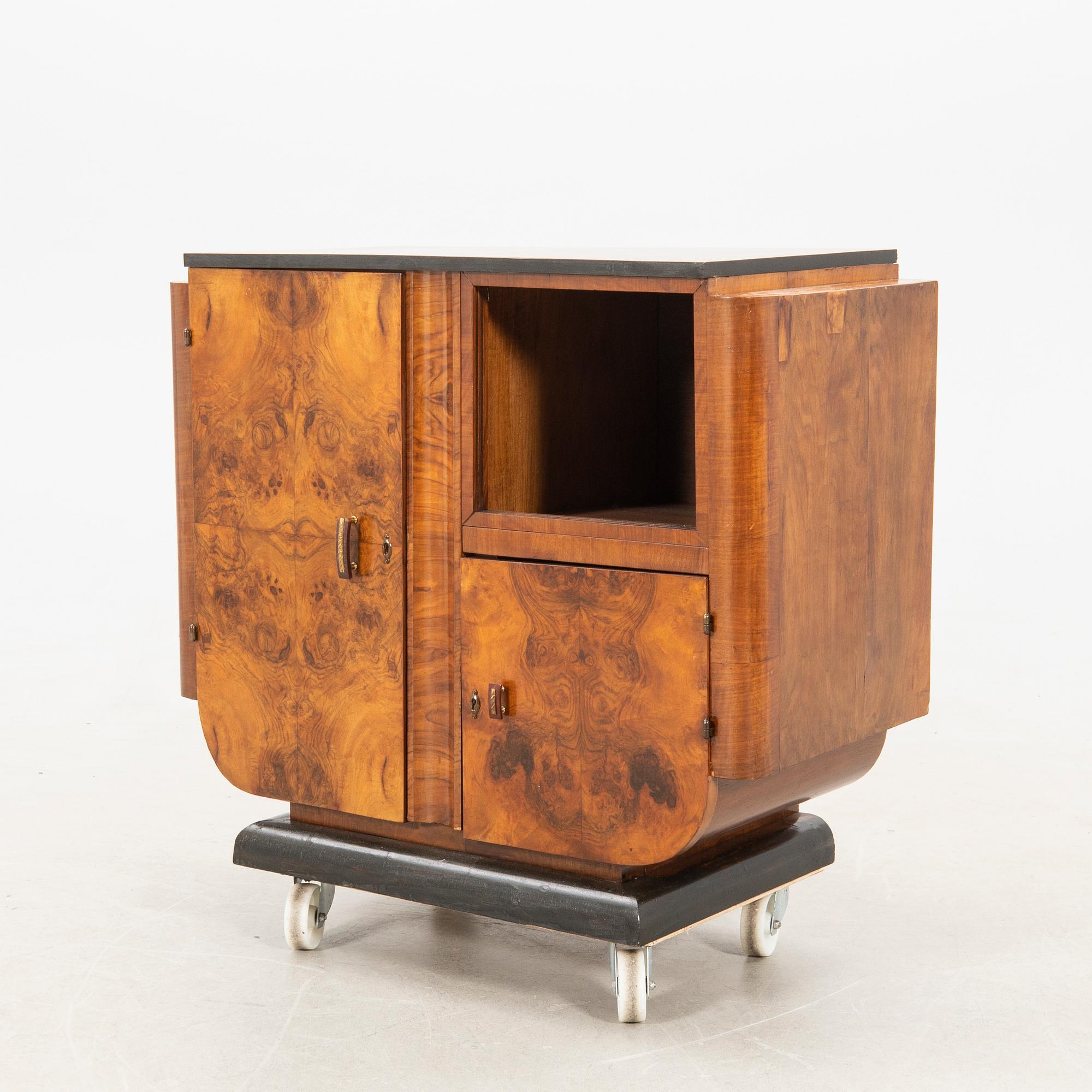 Cabinet in Art Deco style, 20th century.
