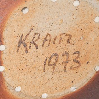 Ulla & Gustav Kraitz, malja, kivitavaraa, 1900-luvun toinen puoli.