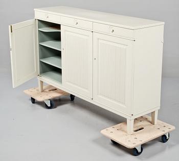 SIDEBOARD, "Herrgården", Carl Malmsten, 1900-talets andra hälft.
